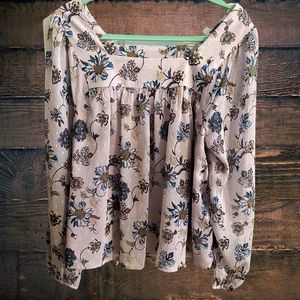 Ophelia Roe Lavender Floral Blouse Size Medium